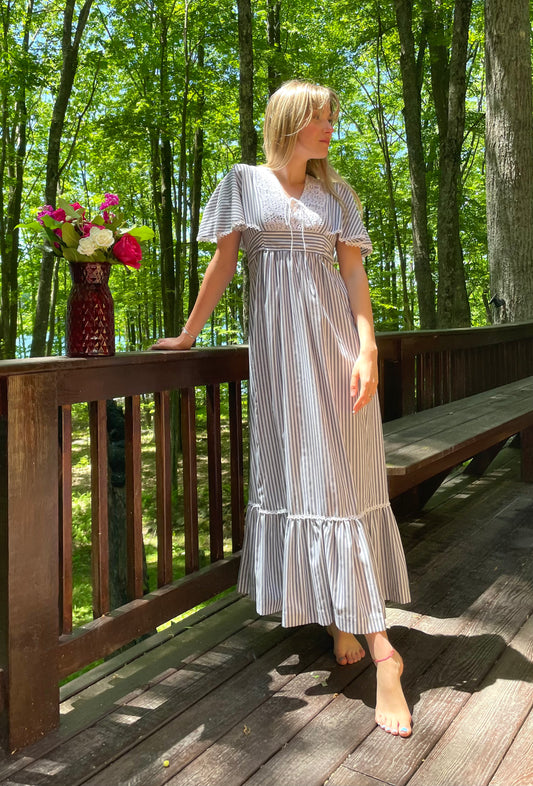 1970s Vintage Prairie Dress