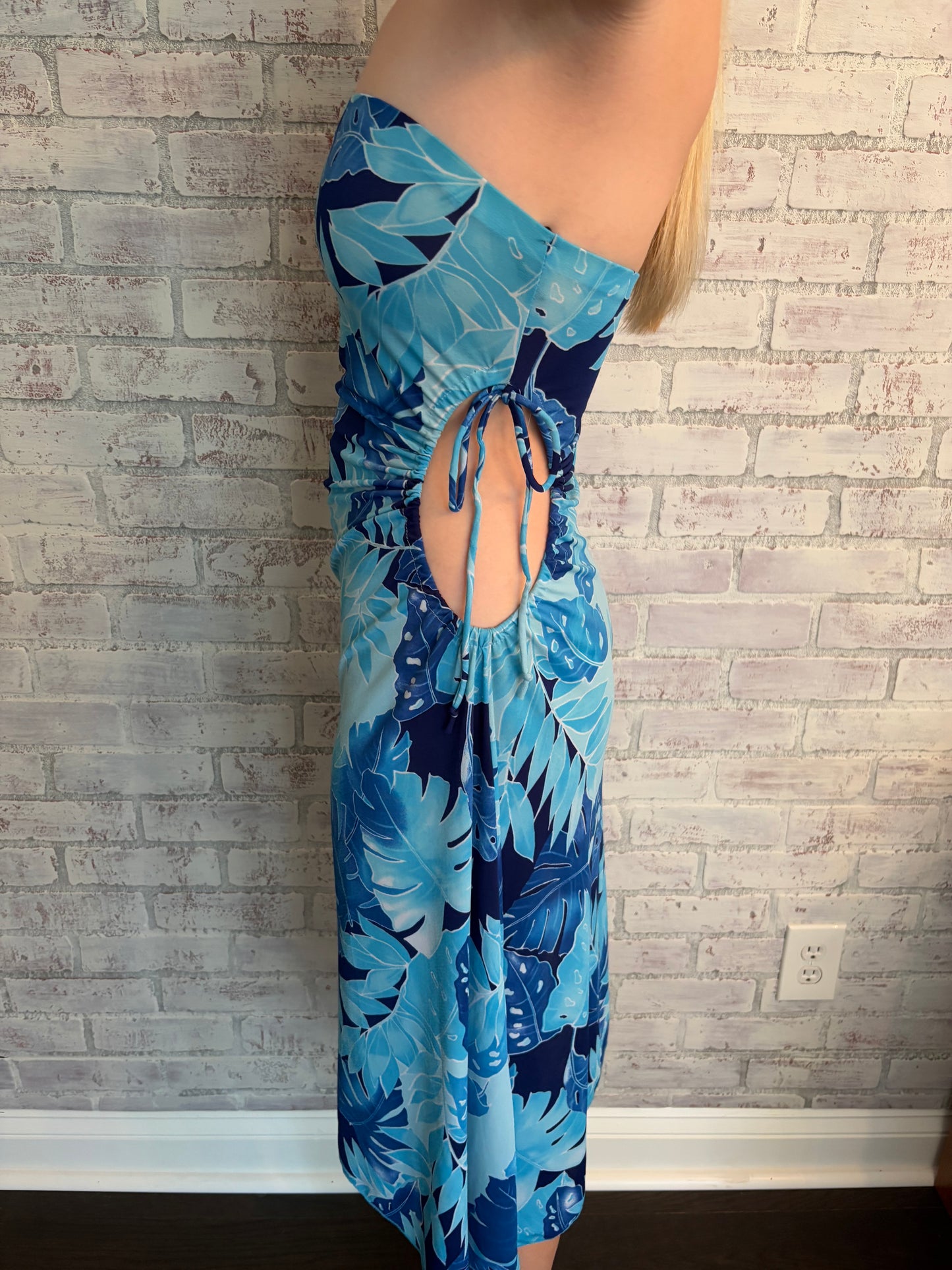 Vintage Y2k Blue Asymmetric Strapless Midi Dress