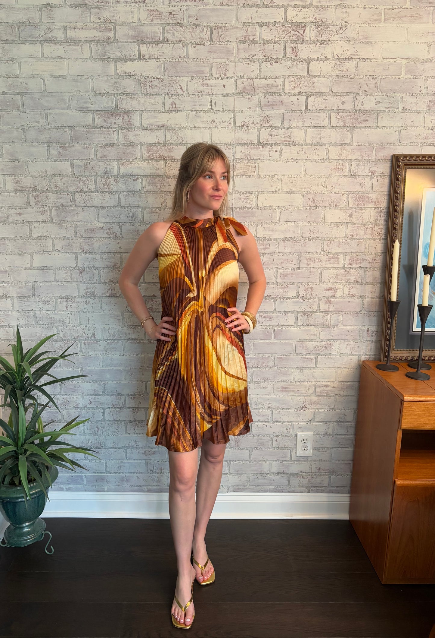 70s-Inspired Geometric Swirl Dress