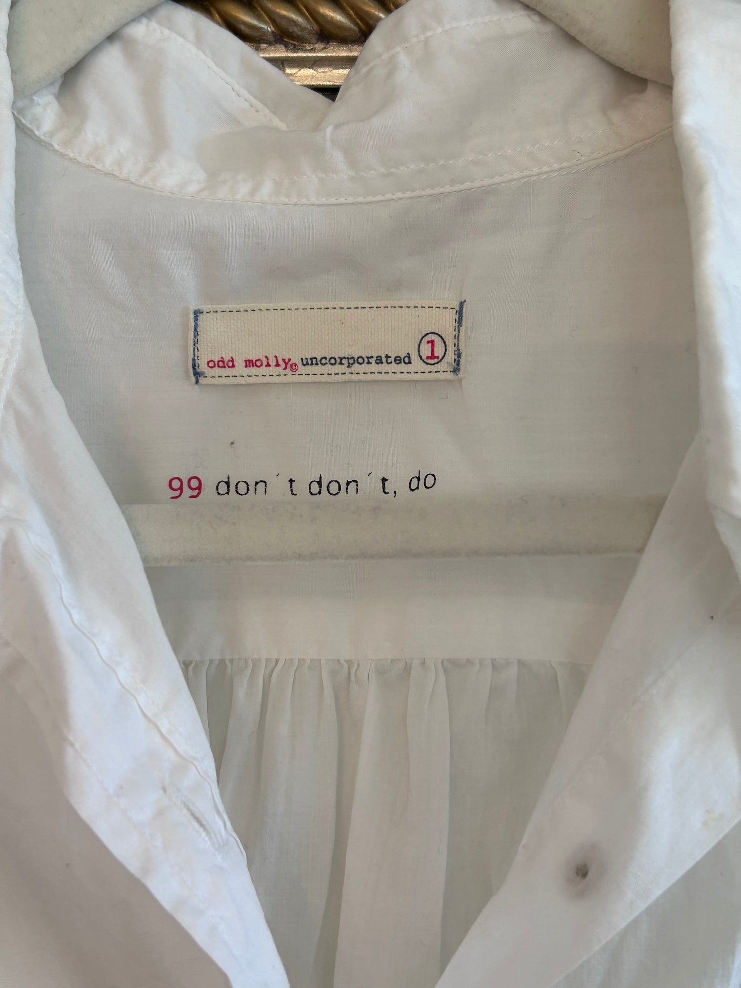 White Embroidered Shirt ￼