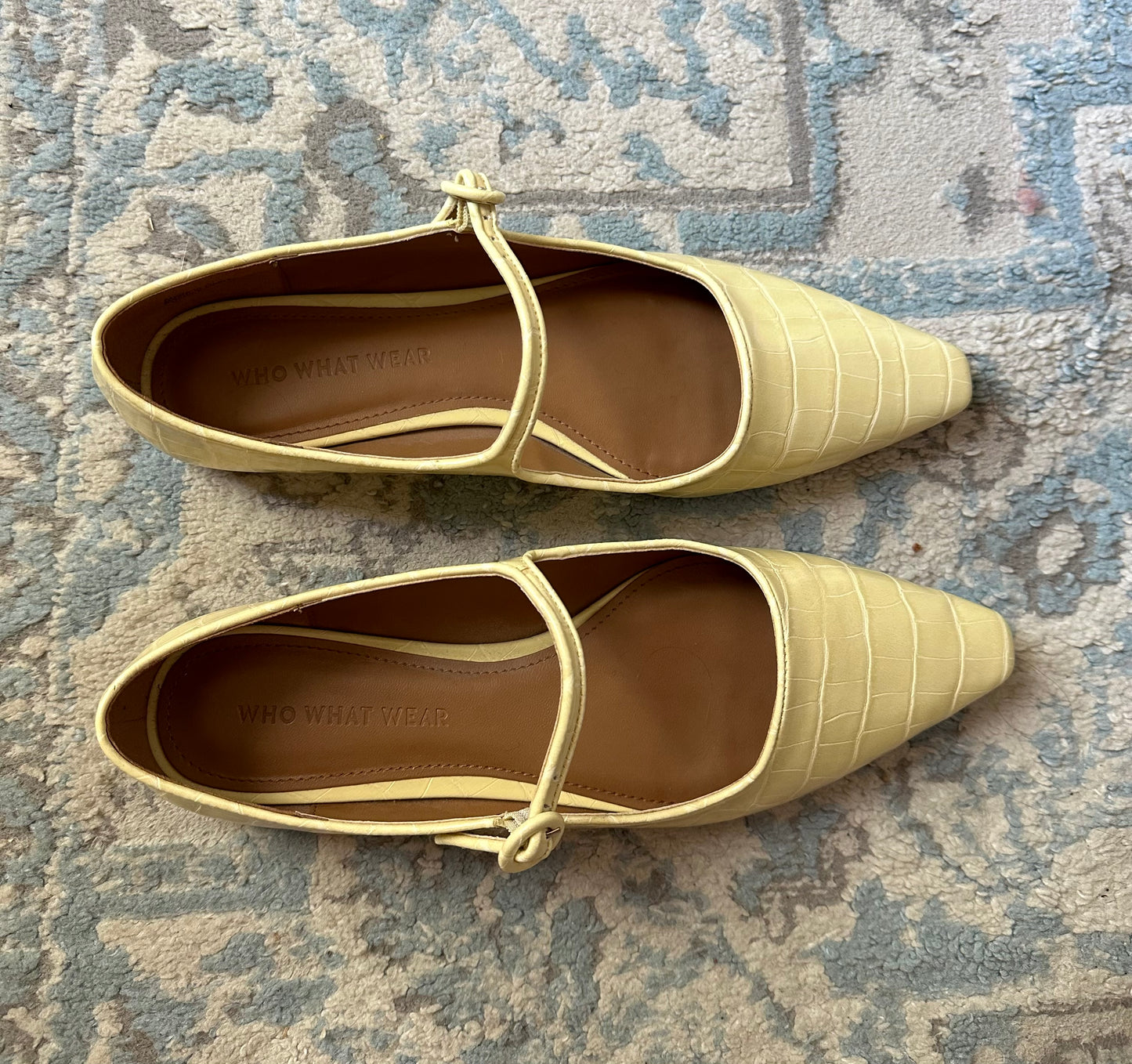 Pastel Yellow Flats