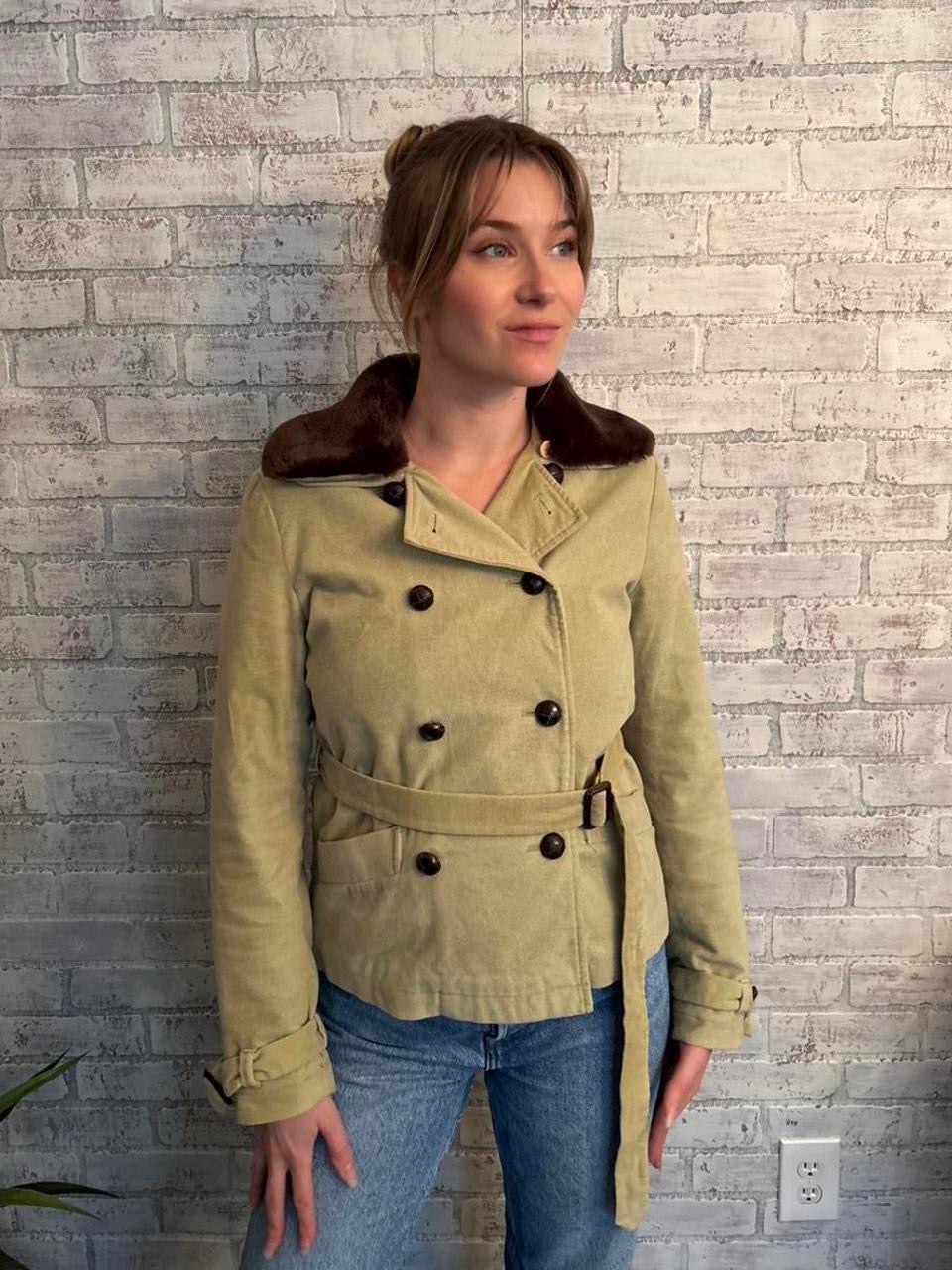 Vintage Y2k Tan Coat with Faux Fur Collar
